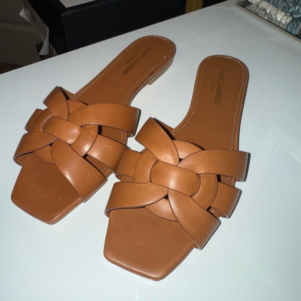 ✨ NWT Authentic Saint Laurent Women's Tan Slide Sandals ✨ - Picture 1 of 7